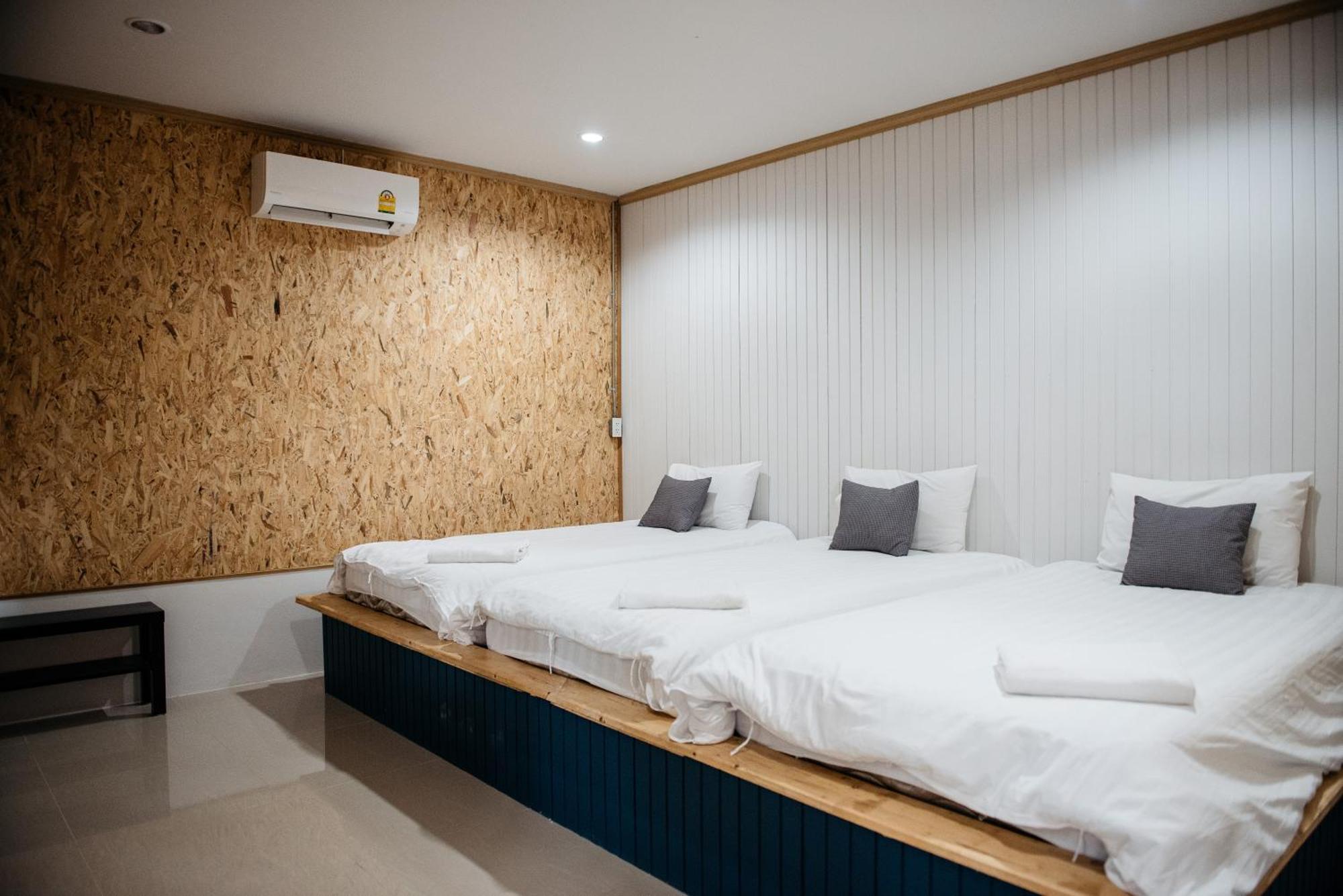 Lamoon Boutique Hotel Szuphanburi Szoba fotó
